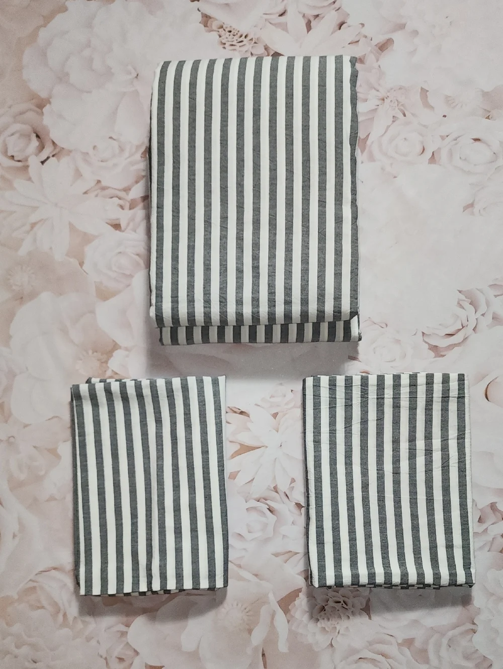 MooMee Grey and White Classic Striped Duvet Cover/Pillow Shams - Super Queen